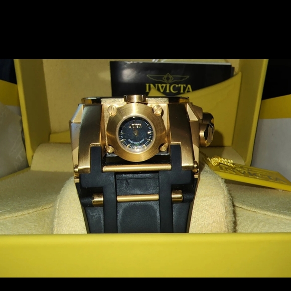 Invicta Reserve Bolt Zeus Magnum - Picture 2 of 11